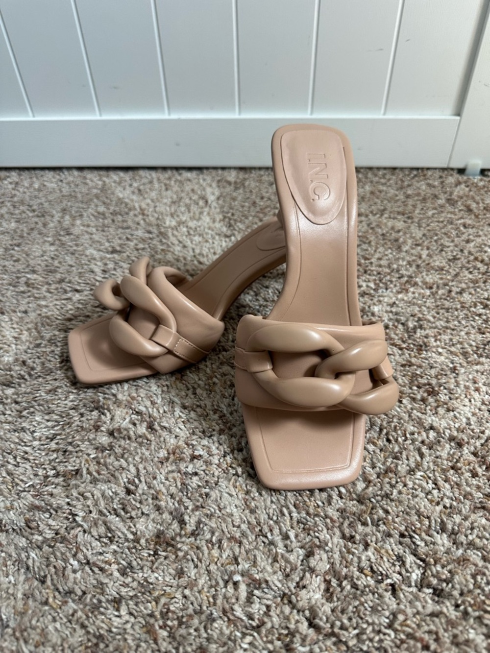 INC International Concepts Nude Chain Strap Mule Heels Size 7 Square Toe Slides